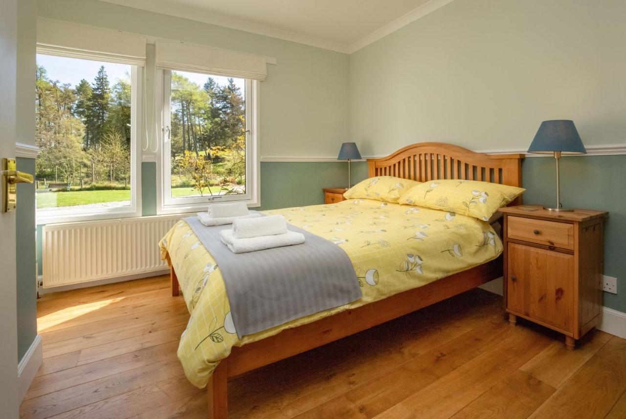 Glentruim Homestay B&B And Glamping Pods Ньютонмор Экстерьер фото